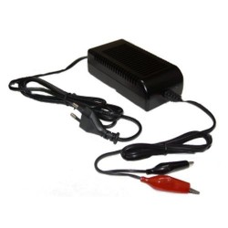 CARICA BATTERIE AL PIOMBO 12V 3A Rapido